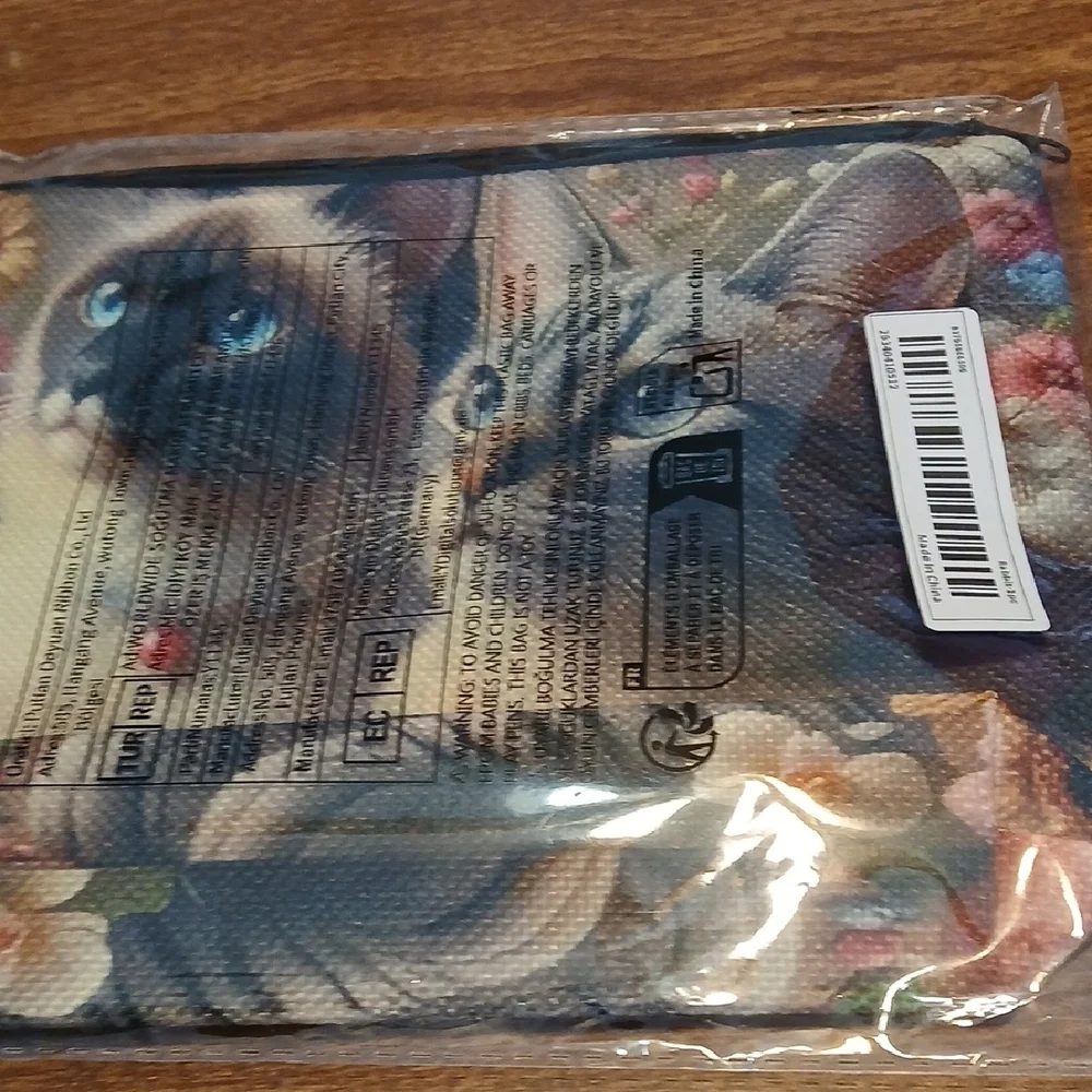 Cat-Themed Multi-Color Pet Carrier